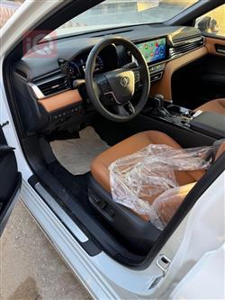 تۆیۆتا کامری